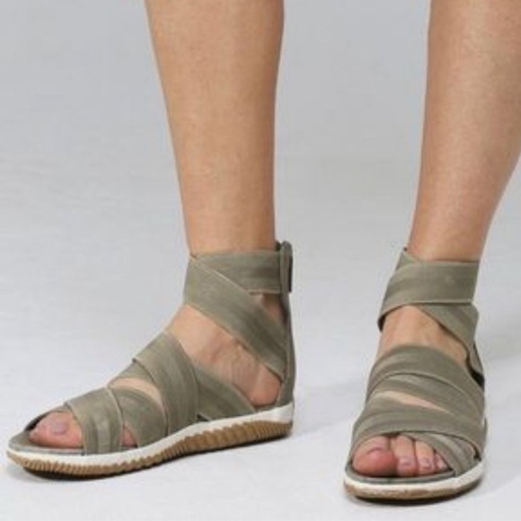 SOREL | Out N About Strap Sandal Green Women - Picture 4 of 4